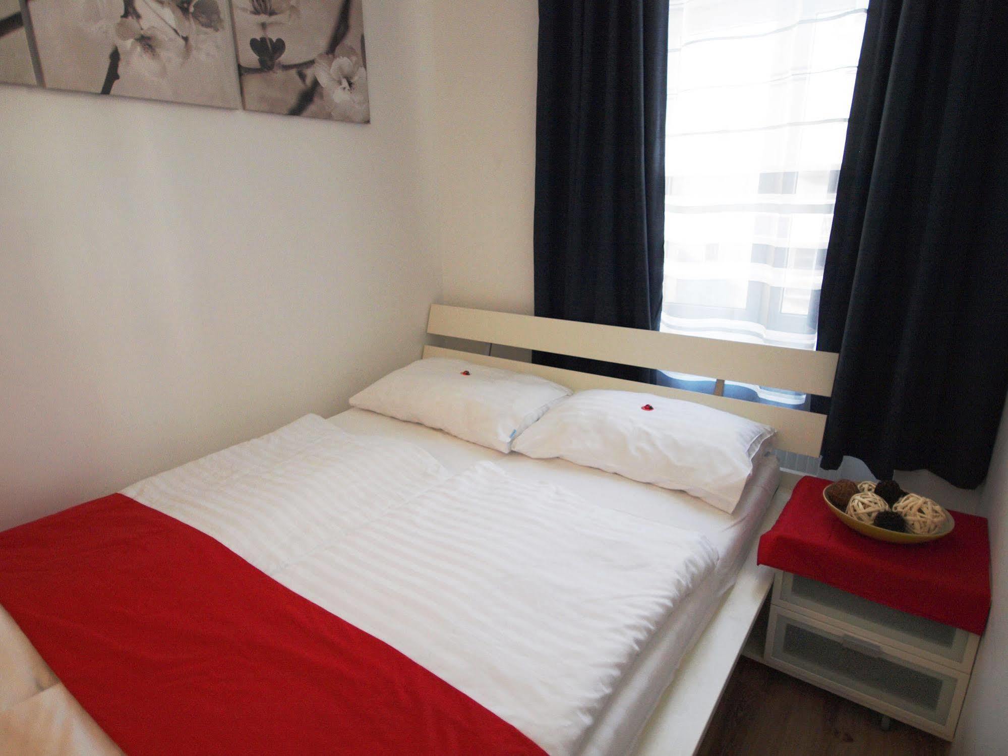 Checkvienna - Ruedengasse Apartman Kültér fotó
